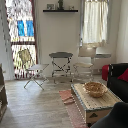 Studio Bord De Mer Λα Ροσέλ
